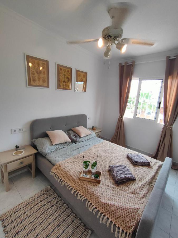 Casa De Buenos Dias Torrevieja Exterior foto