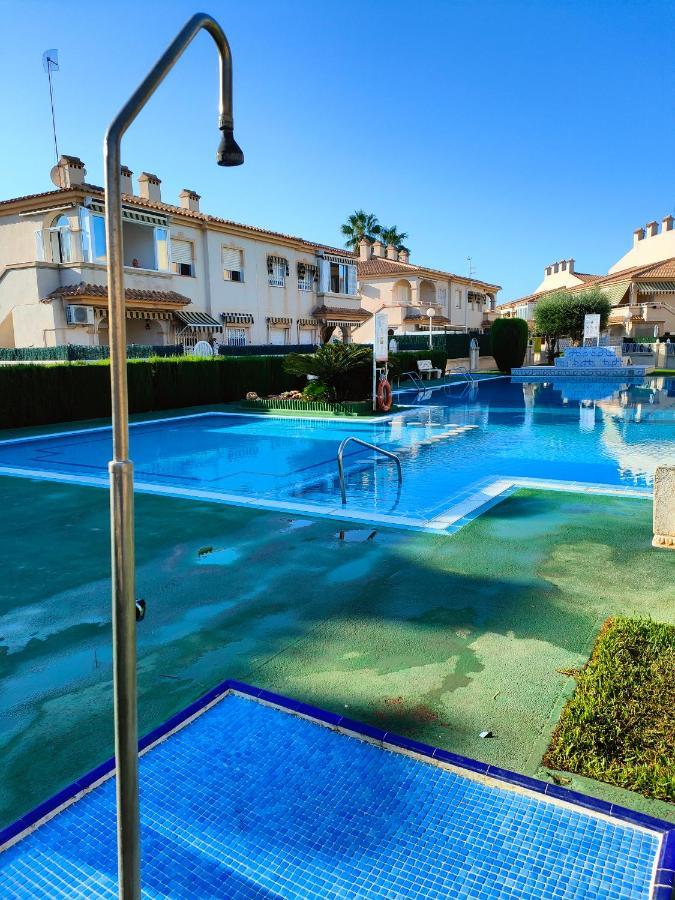 Casa De Buenos Dias Torrevieja Exterior foto